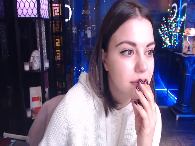 Live sex webcam photo for sunn_o #271245741