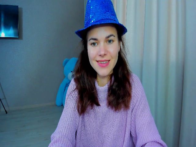 Live sex webcam photo for MissJeanne #271248300