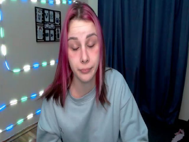 Live sex webcam photo for PolliMilk #271254494