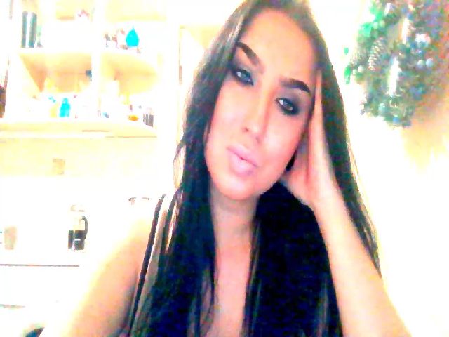 Live sex webcam photo for TiptoPanther #271253929