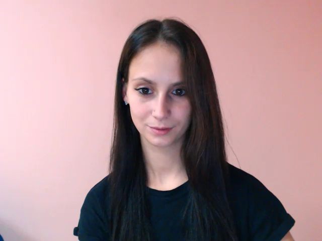 Live sex webcam photo for CuddliesNikki #271242727