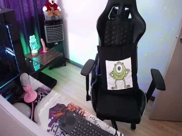 Live sex webcam photo for BiancaMiller #271248859