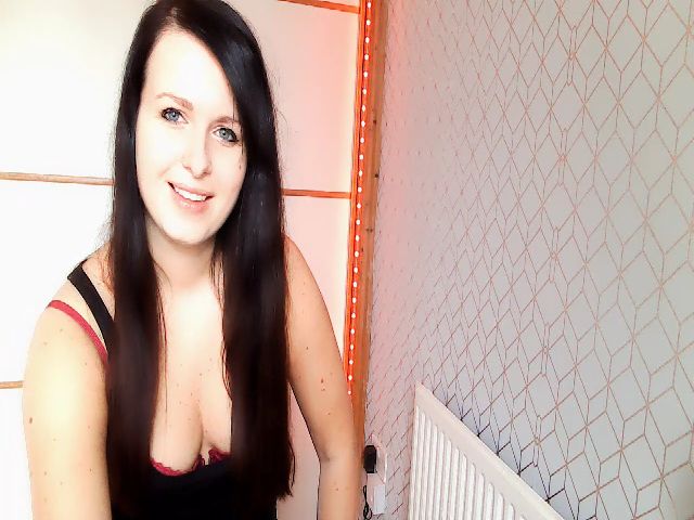 Live sex webcam photo for Rose_More #271248178