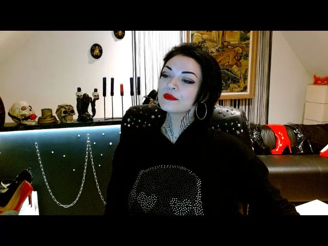 Live sex webcam photo for DaemonInk #271253041