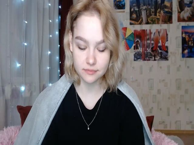 Live sex webcam photo for Sugar_Cheeks #271254420