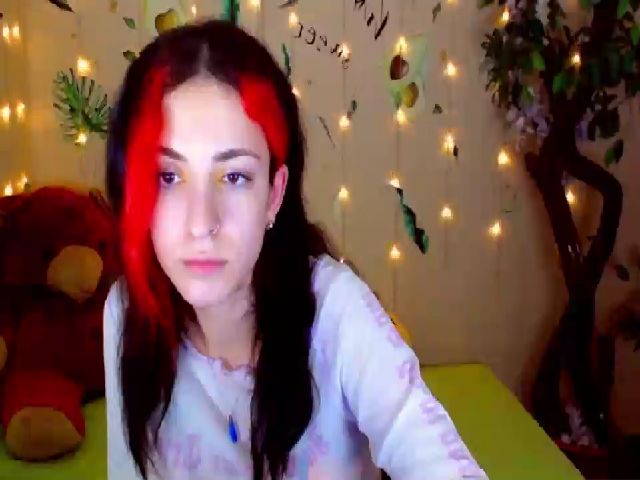 Live sex webcam photo for Niky_Sky #271243770