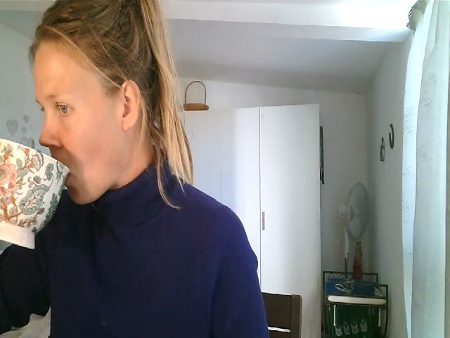 Live sex webcam photo for CallMeMaria #271249042