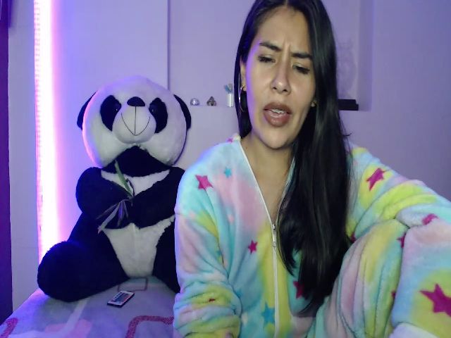 Live sex webcam photo for Cute_vane #271245834