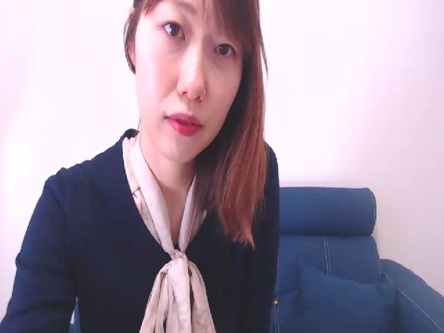 Live sex webcam photo for Miyak0 #271242749