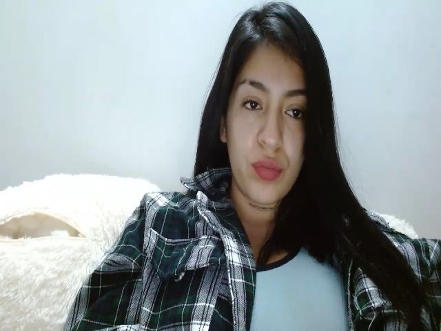 Live sex webcam photo for aleja_tatto #271245426