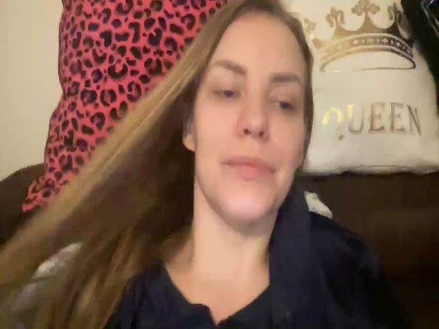 Live sex webcam photo for AnnaDiamond1 #287889206