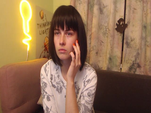 Live sex webcam photo for LizaElizabeth #271248429