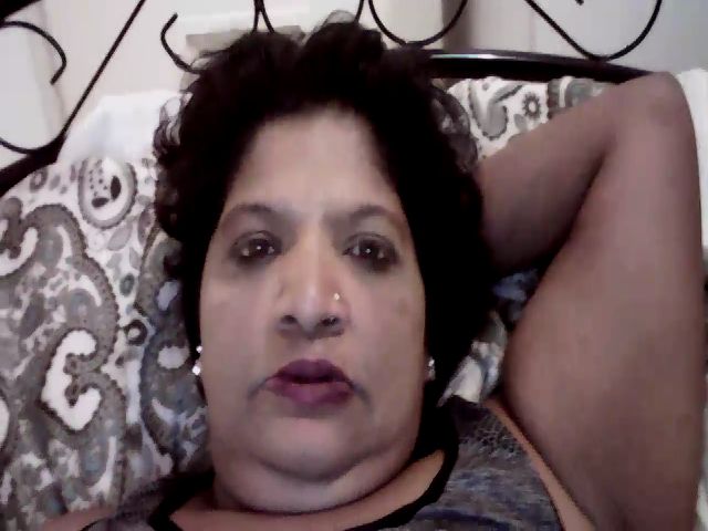 Live sex webcam photo for Indianbarbie3 #271250653