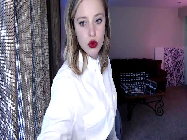 Live sex webcam photo for Sadie_XOXO #271253190