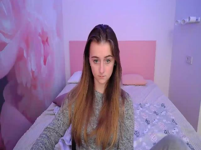 Live sex webcam photo for TinaMacey #271253379