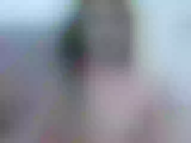 Live sex webcam photo for meridasweet #271252165