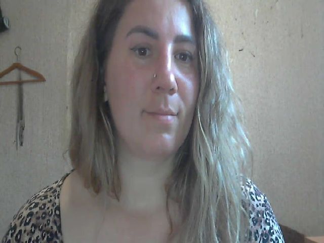 Live sex webcam photo for ChrystalBella #271248400
