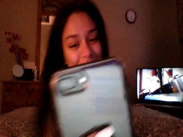 Live sex webcam photo for Adrianaxo1 #271253895