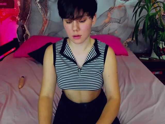 Live sex webcam photo for LeylaJess #271241118