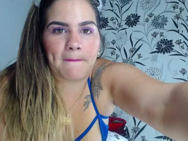 Live sex webcam photo for sweetgirlx #271252177