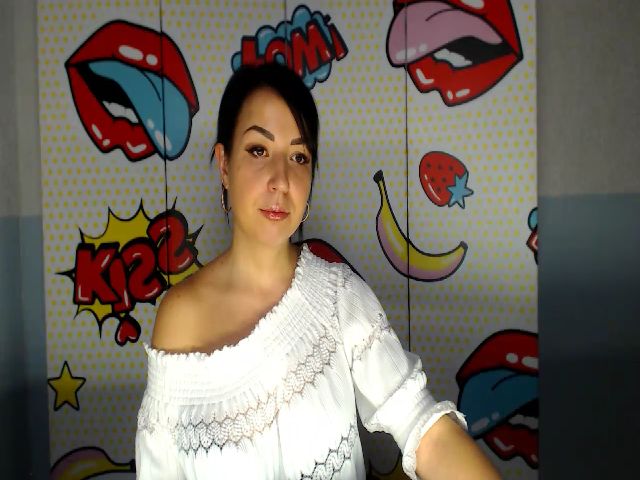 Live sex webcam photo for Liragan #271249279