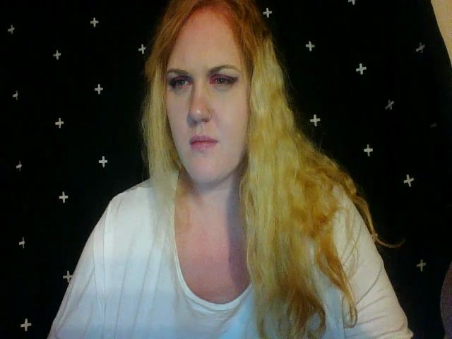 Live sex webcam photo for HeavenJeann #271242582