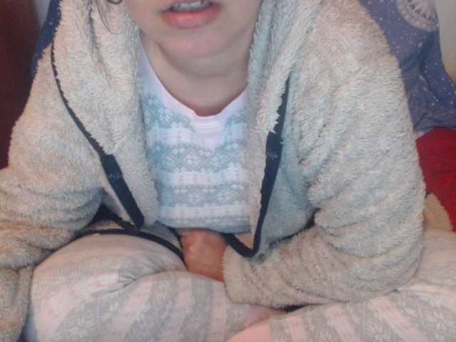 Live sex webcam photo for carlastar00 #271262641