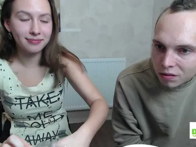 Live sex webcam photo for GreatCouple1 #271265174