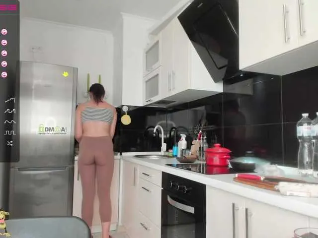 Live sex webcam photo for MargoHot7 #271261598