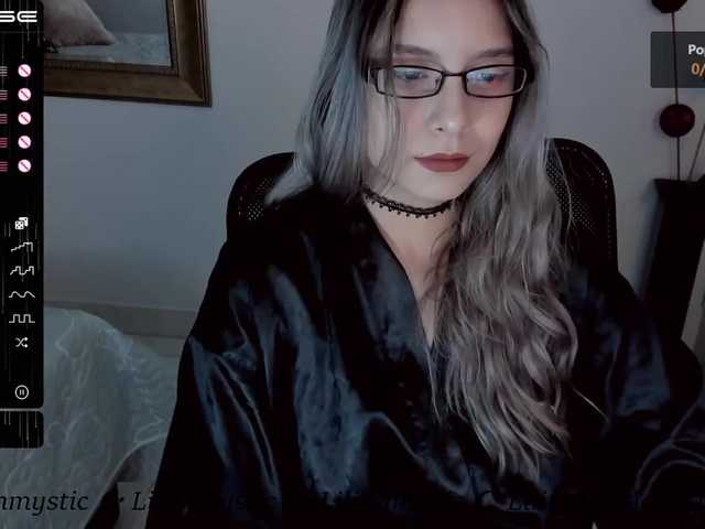 Live sex webcam photo for LilithMystic #271266409