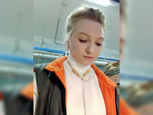 Live sex webcam photo for Anesteishen #271258665