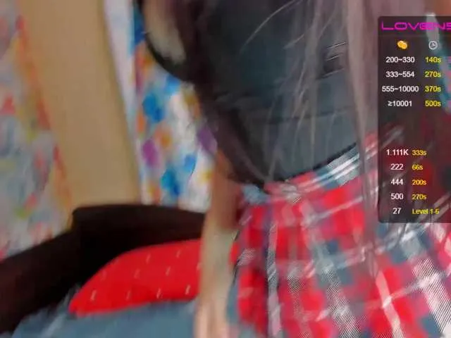 Live sex webcam photo for --Tati-- #271261667