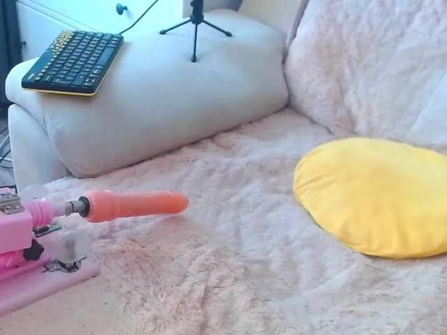 Live sex webcam photo for Sunny-Rose #271258586