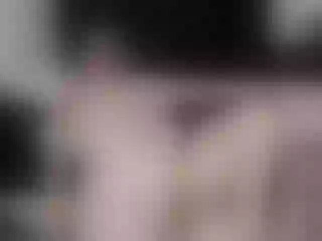 Live sex webcam photo for Liligold2 #271266103