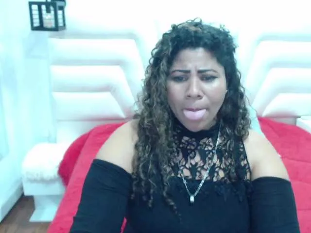 Live sex webcam photo for Brenda-star #271266070