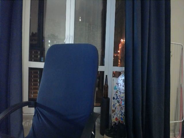 Live sex webcam photo for Angie_Wild #271256302