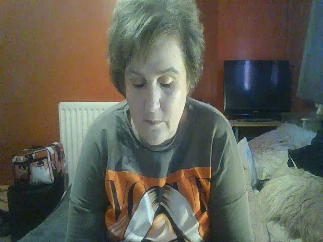 Live sex webcam photo for YUMMYMUMMY39 #271260849