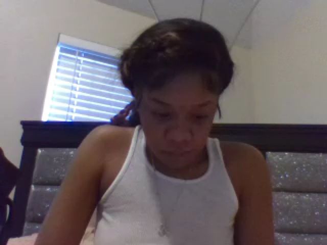 Live sex webcam photo for BeautifulKash #271263049