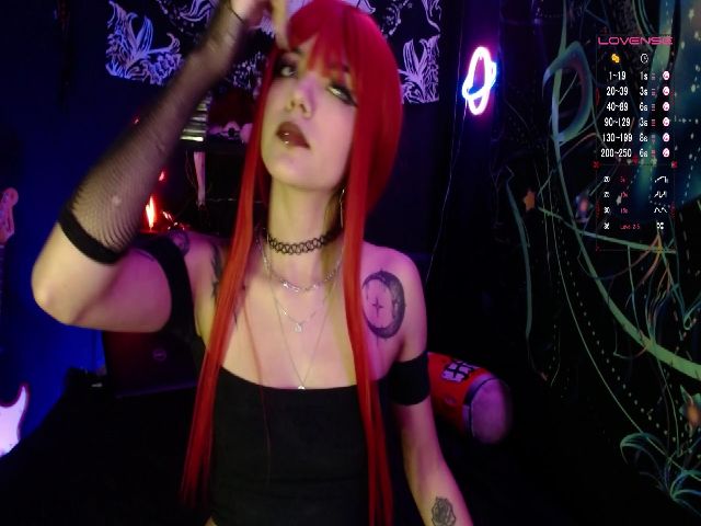 Live sex webcam photo for VicBathory #271268995