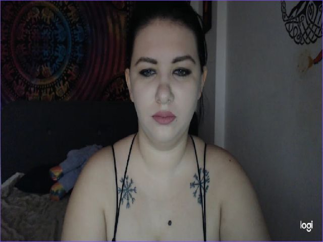 Live sex webcam photo for GoddessEmma #271260958