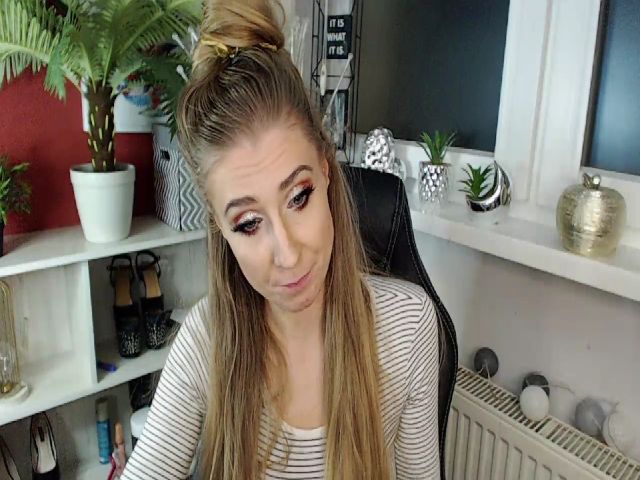 Live sex webcam photo for StarALENA #271264810
