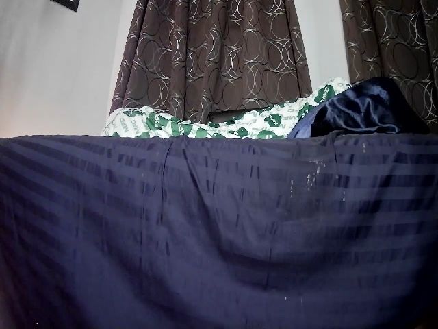 Live sex webcam photo for Melonatta #271258138