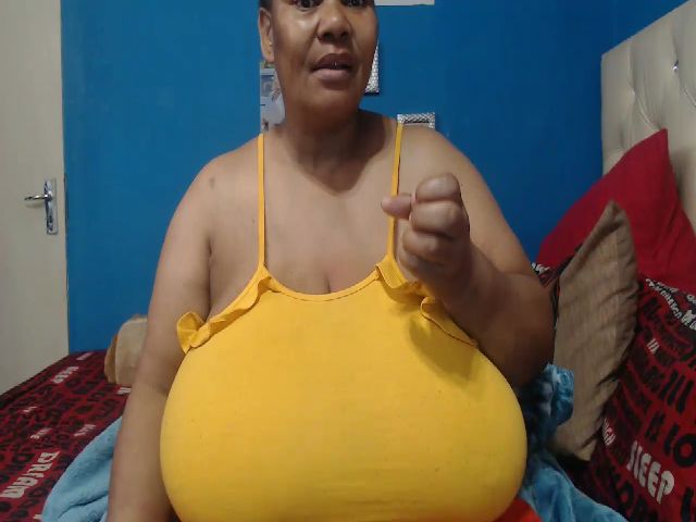 Live sex webcam photo for EbonyxBBW #271257980