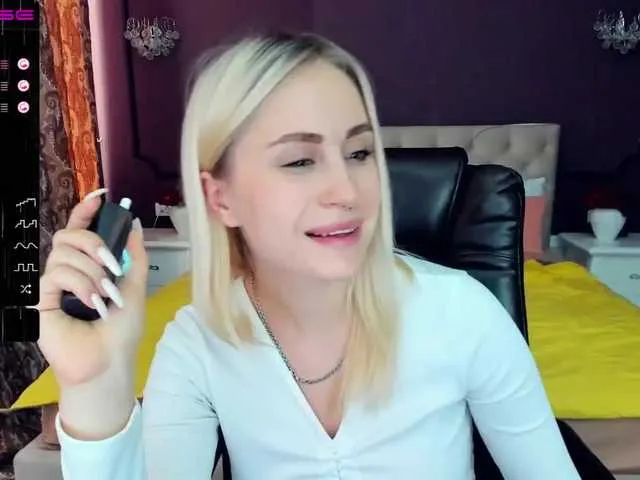 Live sex webcam photo for VarvaraDream #271262375