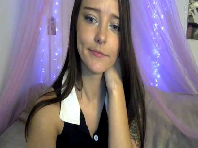 Live sex webcam photo for miuw_miuw #271256364