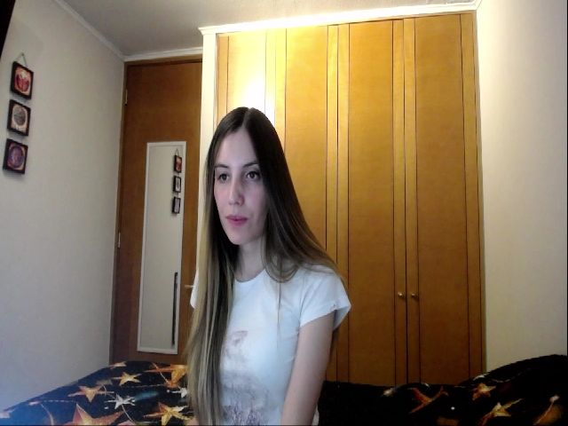 Live sex webcam photo for Alanaa_New #271255946