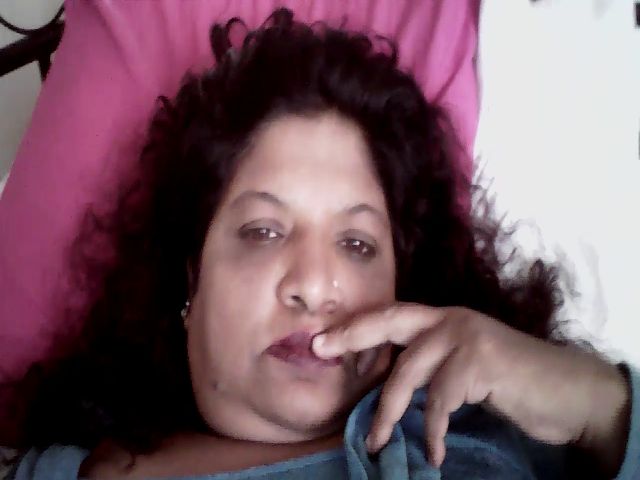 Live sex webcam photo for Indianbarbie3 #271258332