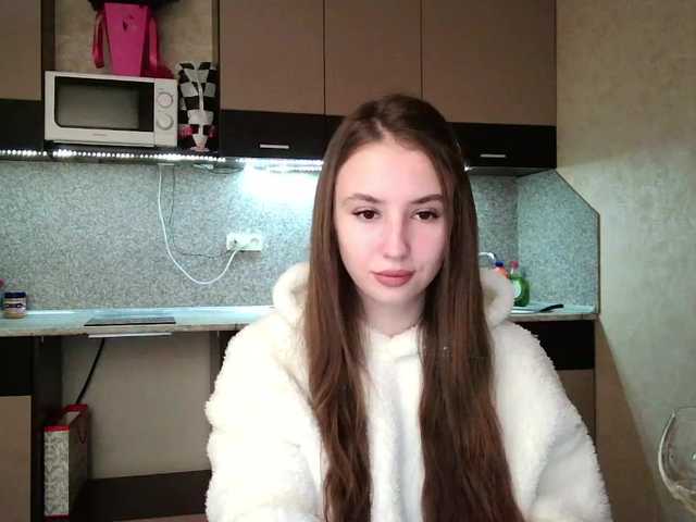 Live sex webcam photo for sweet2baby #271265317