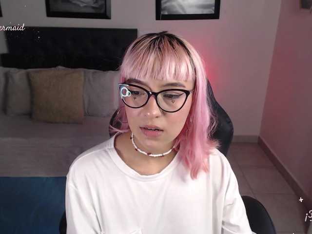 Live sex webcam photo for cherry-mermai #271266577