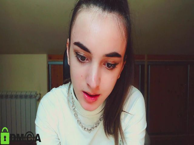 Live sex webcam photo for CookiePetite #271256452